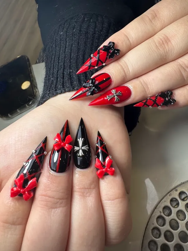Bold red and black stiletto set with bows and charms